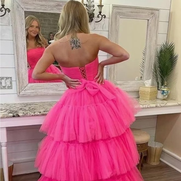 🩷 High Low Tulle Prom Dress, Long Strapless Layered Formal Party Dresses - Picture 2 of 4
